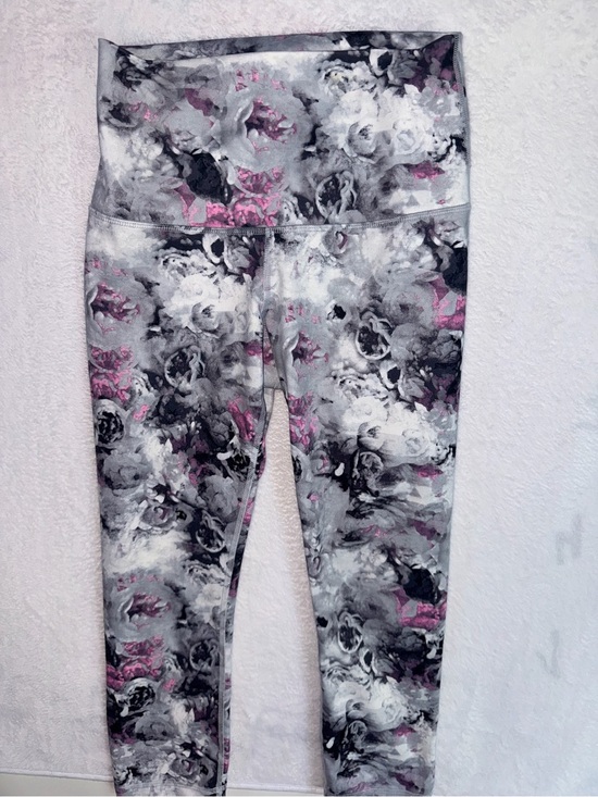 lululemon athletica Pants - Lululemon Wunder Train HR Tight Pockets 25 Print 4
